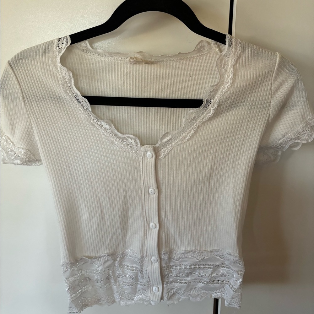 Caution To The Wind white top